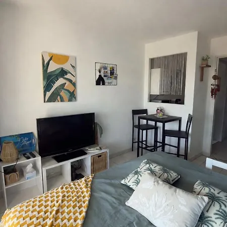 A 5 Min De La Apartmán